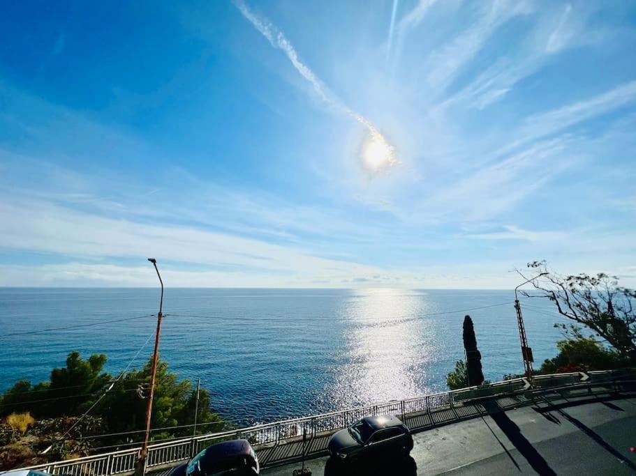 Suite Sunset 7 - Fronte Mare Sanremo Exterior photo