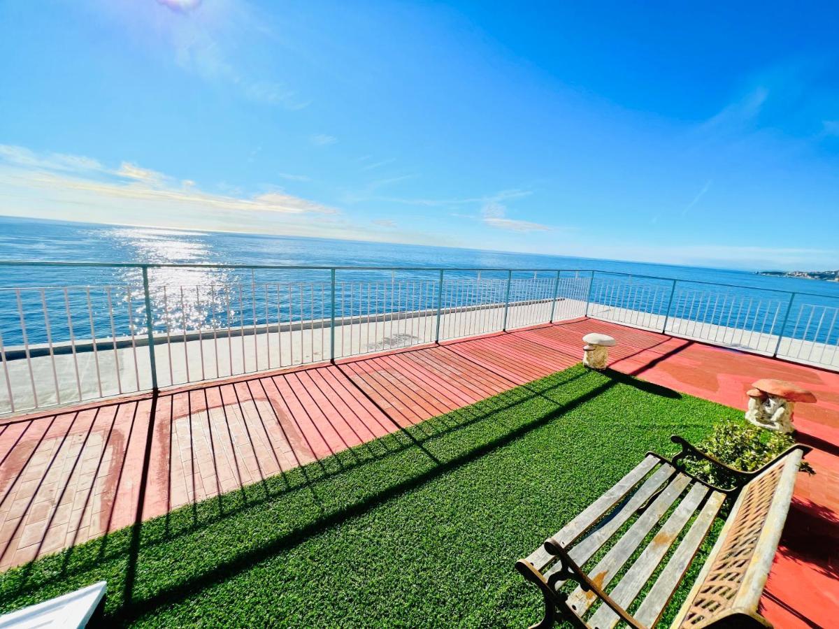Suite Sunset 7 - Fronte Mare Sanremo Exterior photo
